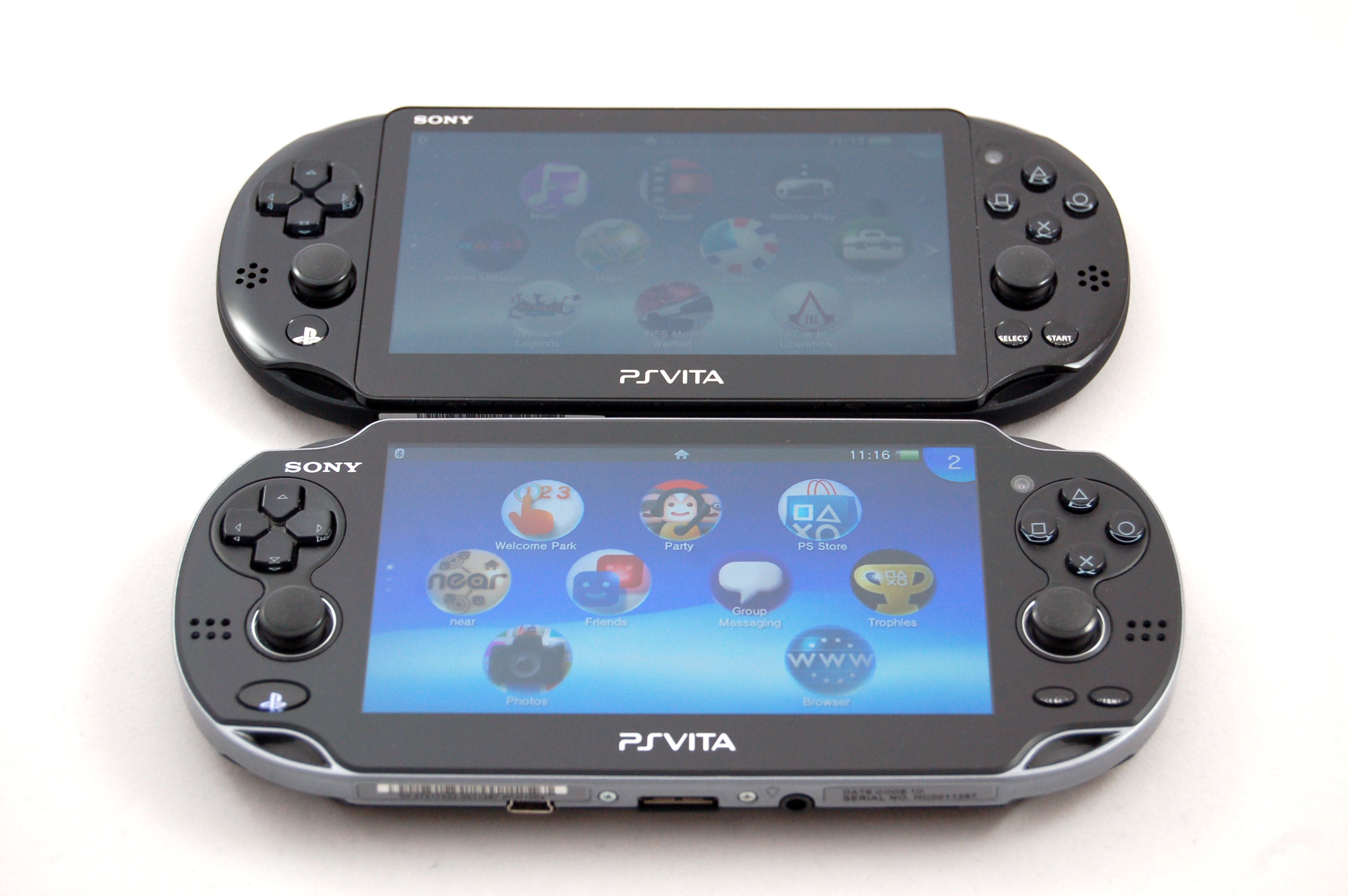 売上実績NO.1 PS vita 2000 携帯用ゲーム本体